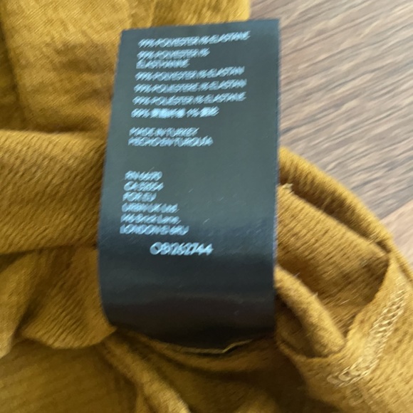 🆕 Anthro Dina V-Neck Top - Picture 9 of 10